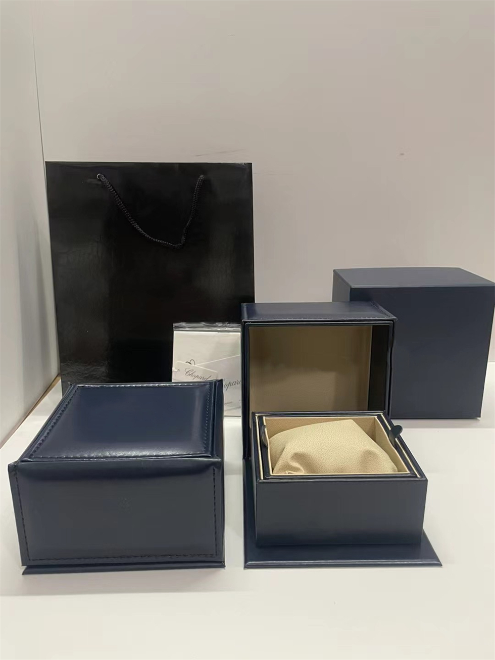 Top Quality Boxes CHOPARDity watch Original Box Accessories wholesale montre Watches Booklet Card Tags and Papers In English Swiss Watches Boxes Man