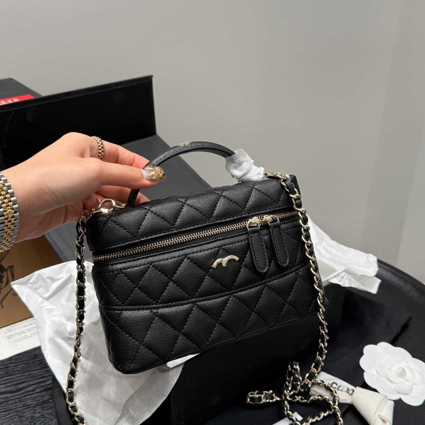 Shoulder Bags 25A Bag High quality Designer 25C Lunch Newet Box Claic Deigner Bag Cometic Women Pure Luxury Shoulder Bag Caviar Leather Handbag On C