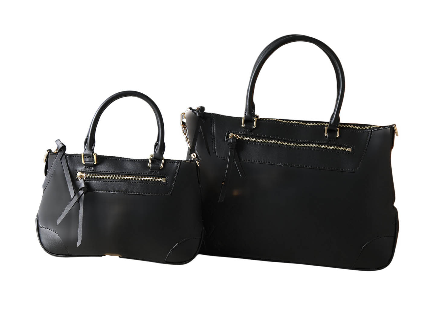 Conception de sac fourre-tout quotidien, avec suffisamment d'espace pour accueillir un ordinateur portable, parfait pour le style bureau.