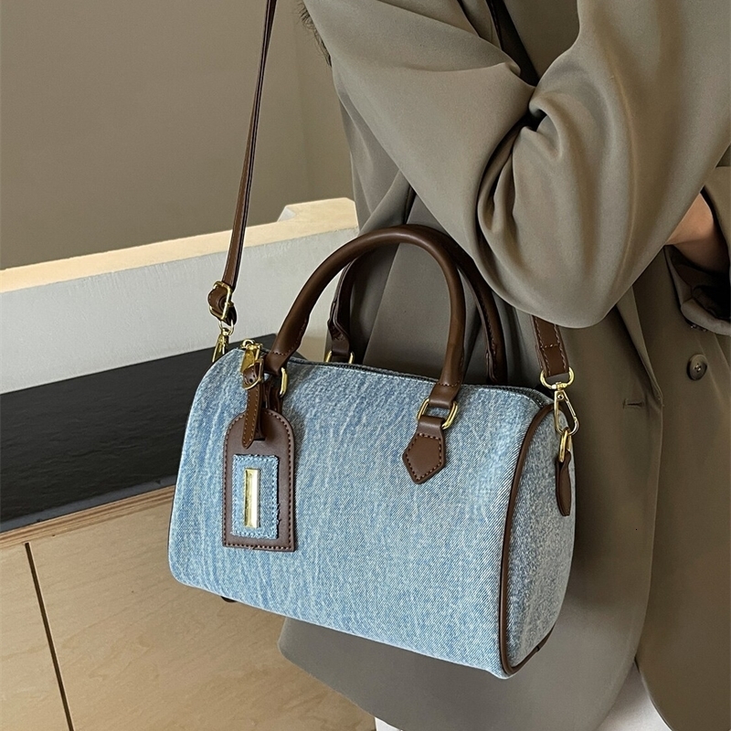 Faionable Denim oulder Bag Womens 2024 Sle Boston Handbag Single Strap Crossbody Casual Pure Color y260522banjia