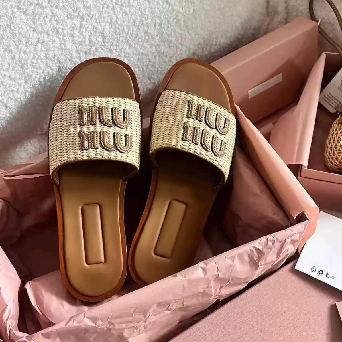 Designer Slippers Womens Fashion Raffia effect Woven Fabric Slides White Black Natural Flat Slipper Ladies Summer Beach Indoor Women Sandals Slide