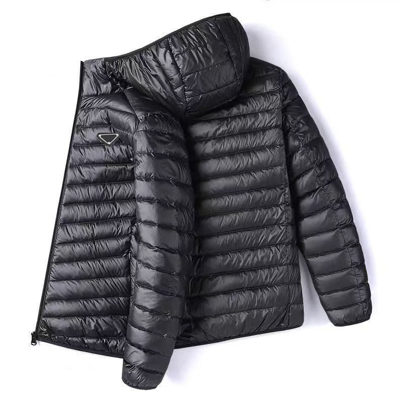 Designer Mens Down Coats Jacket Men Parkas Coat lightweight Man Women Warm triangle Winter Jackets Leather Label Thick Outfit Windbreaker Pocket War