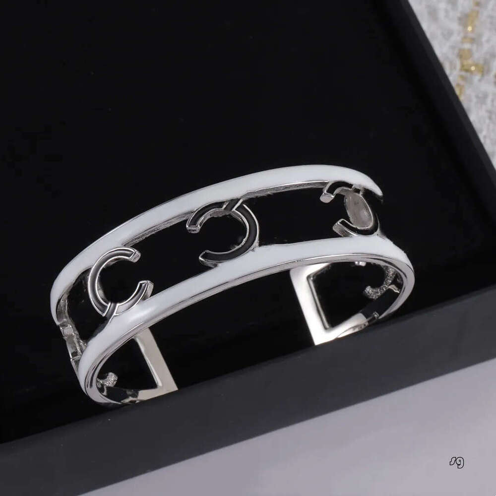 Sg_xinchen New Luxury Gold Bangle Designer Lover Bracelet Letter For Woman Bracelets Gift Fashion Jewelry