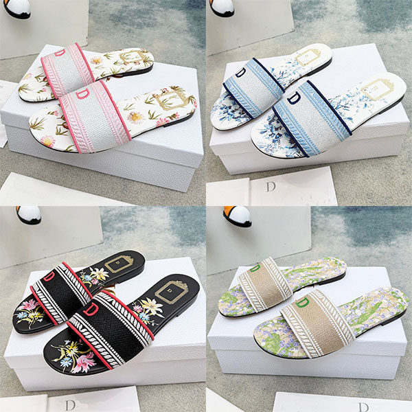 Chaussures élégantes à bout carré recouvertes de peau de vache pour dames : chaussures polyvalentes et décontractées sur le thème grec, tailles 3