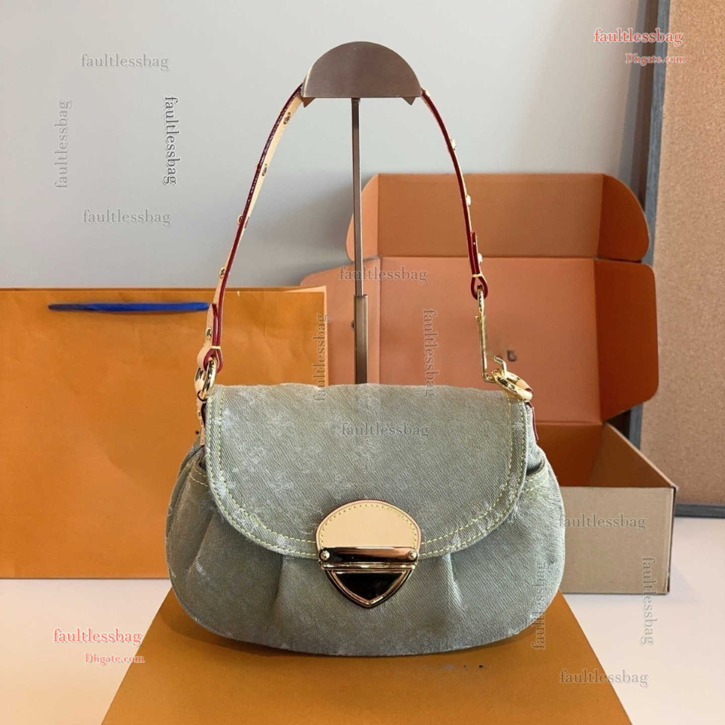 a New designer green denim tote beach travel bag handbag designer tote bags for women luxury designer shoulder bag tote book totes designer the tote