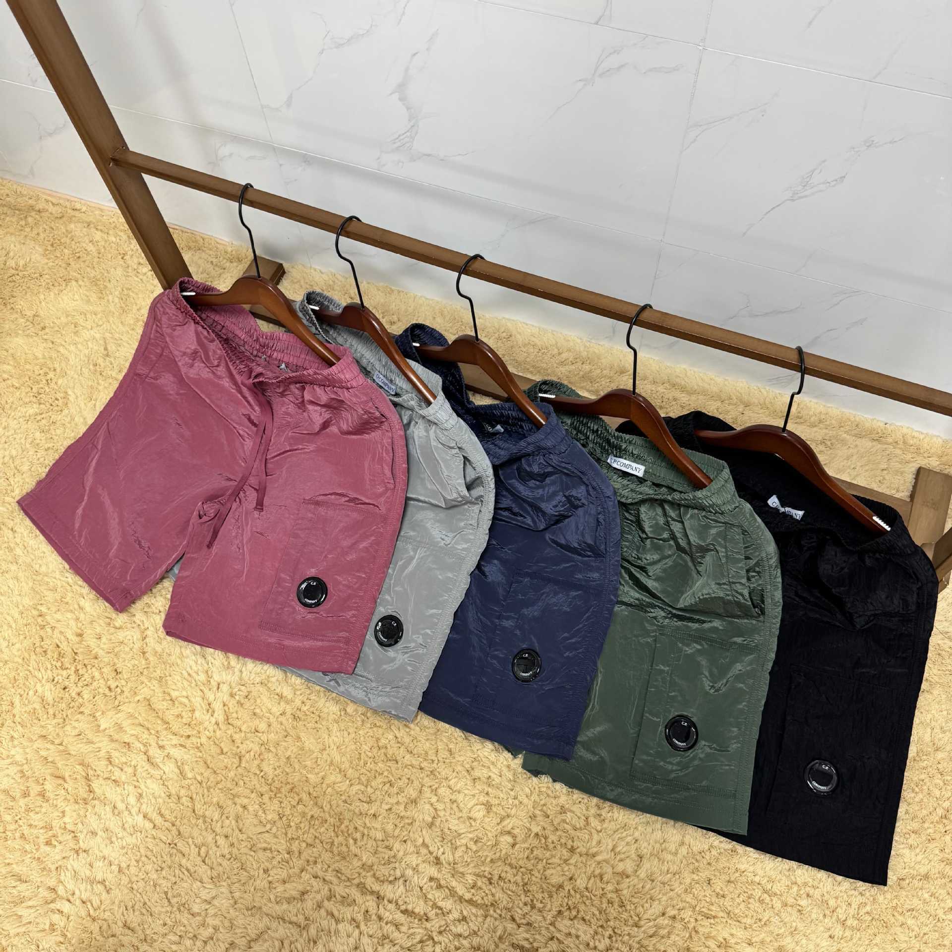 Summer Mens and Womens Metallic Reflective Nylon Shorts Strt Fashion Casual Outdoor Shorts T260526 Z260625
