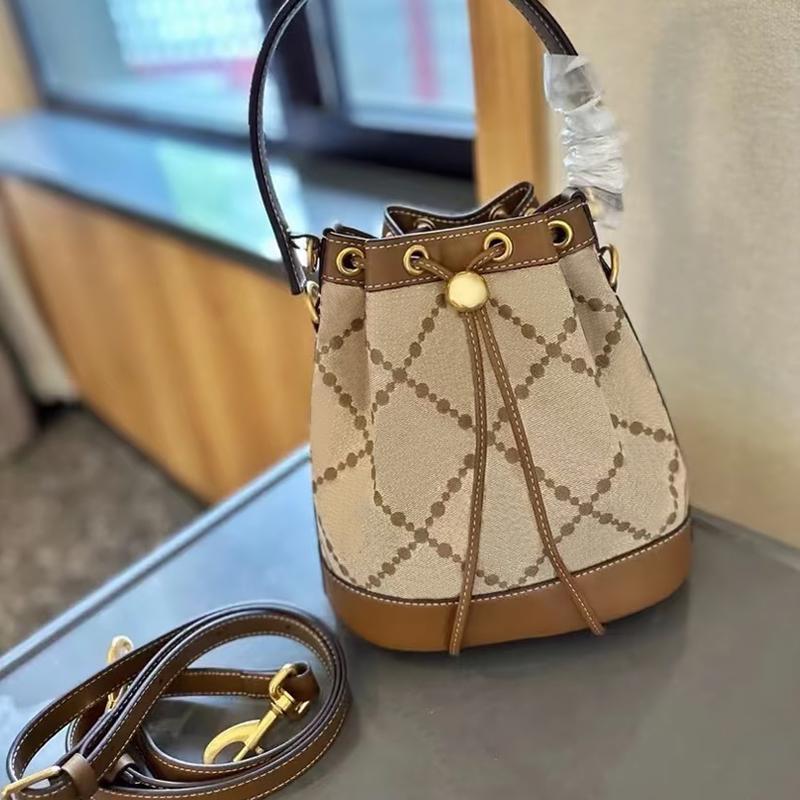 Luxurys designer bag purse crossbody classic shoulder bags for women messenger Bags the tote bucket purses woman simple handbag pochette portable cr