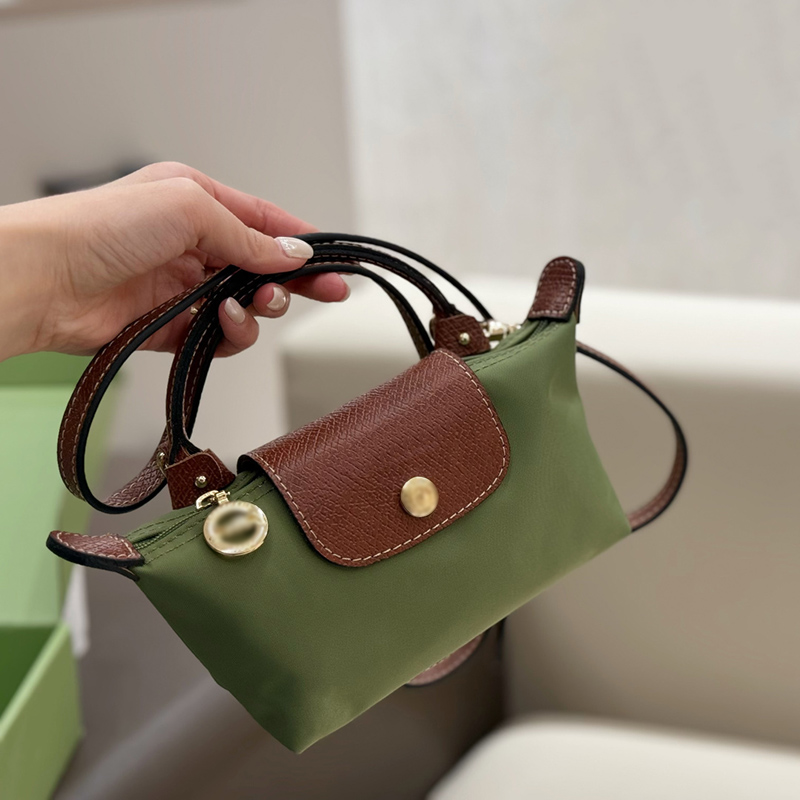Mini sac de raviolis en nylon pour femmes, portefeuille, sac de rangement pour clés de rouge à lèvres, sac de téléphone à la mode et polyvalent,