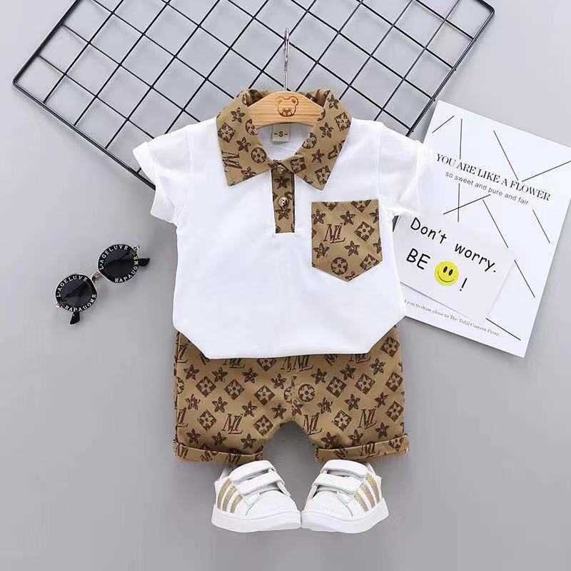 Boys' Korean-style short-sleeved polo shirt for children aged 0-4, set with a collar T-shirt and shorts, 2-piece setT260528-image-1096422809