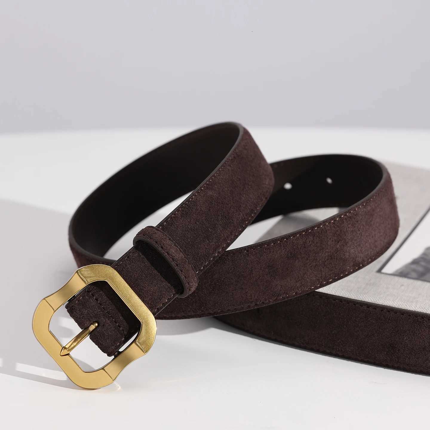 New Leather Cowhide Womens Belt Fashion Metal Alloy Pin Buckle Adult Luxury Brand Jeans Business Casual Waist Strap Brand M260527 Z260924