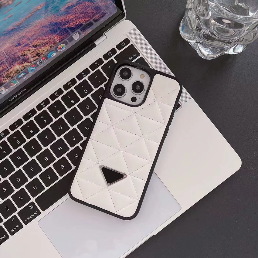 Customized Metal Logo Phone Case For Iphone 17 16 15 14 13 Pro Max Plus 16Promax Designer Case Embossed Triangle Leather 17Pro Cover 15Promax 14P