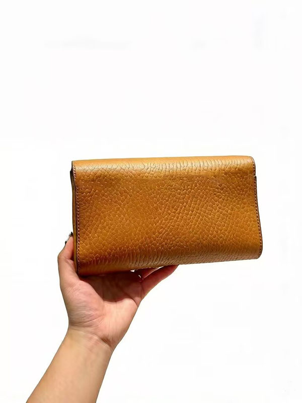 2026 New women's shoulder bag, handbag, made of calfskin 052815-image-899044801