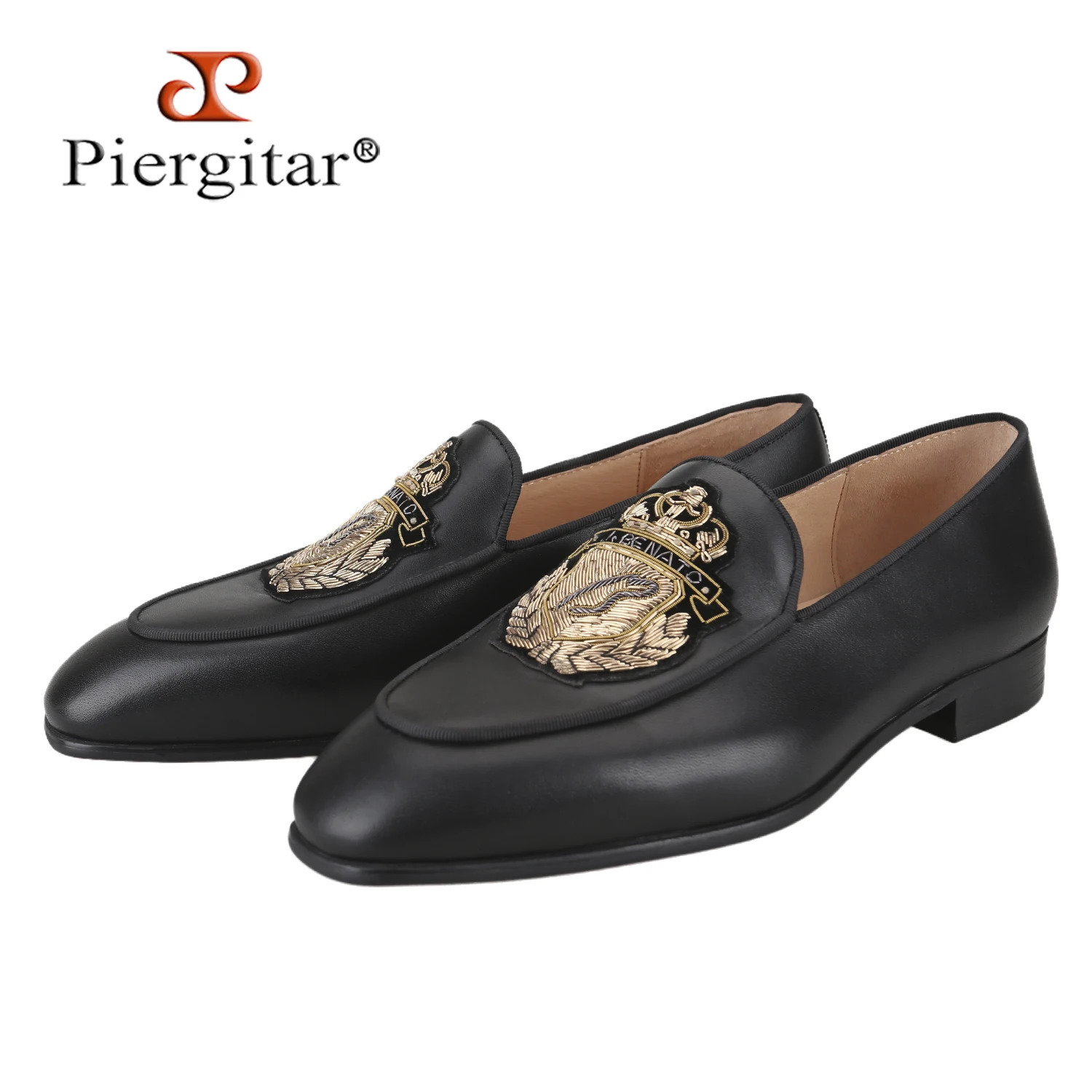 Piergitar Superior Quality Black Genuine Leather Mens Loafers With Handmade Golden Crown Badge Classic Style SlipOn Flats 260528