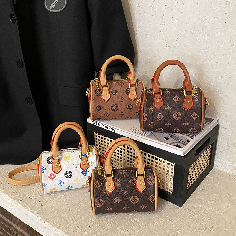 Designer Luxury Bag Fashion Retro Print Boston Pillow Handbag Women Crossbody Shoulder Bag Perfect for Commute and Travel