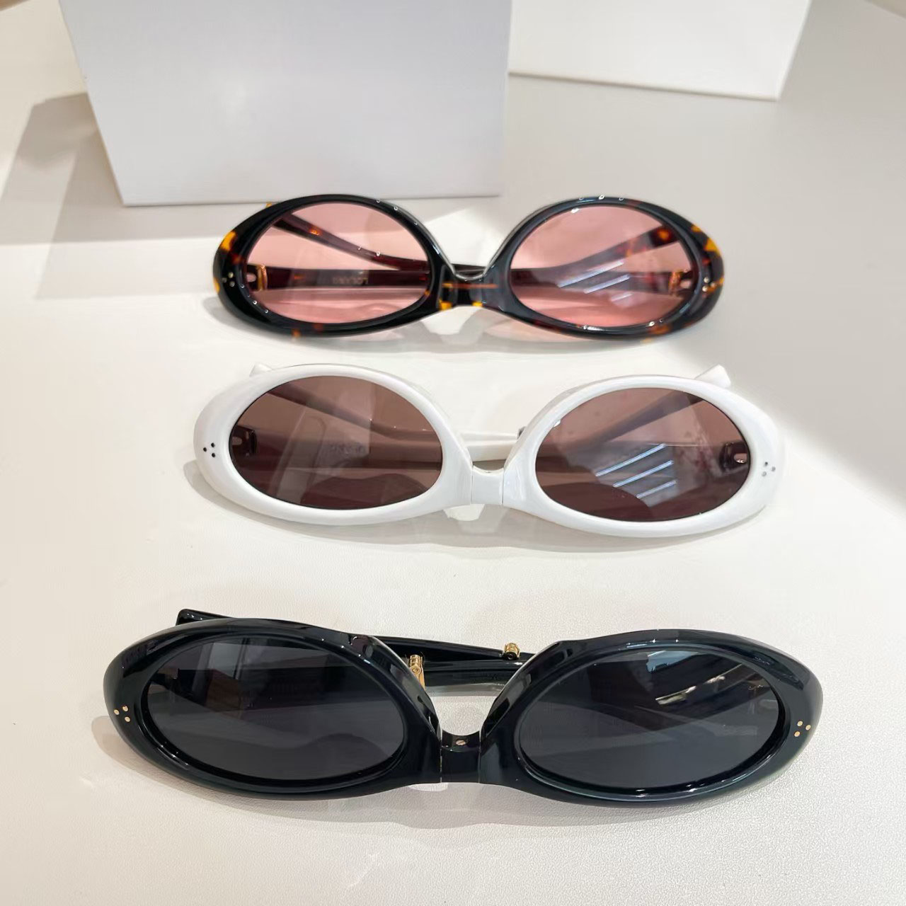 2026 Luxury Designer Women's Classic Fashion Cat Eye Trendy Small Frame Fine Plain Lenses Goggles Beach Sunglasses Retro Glasses Free Shipping
