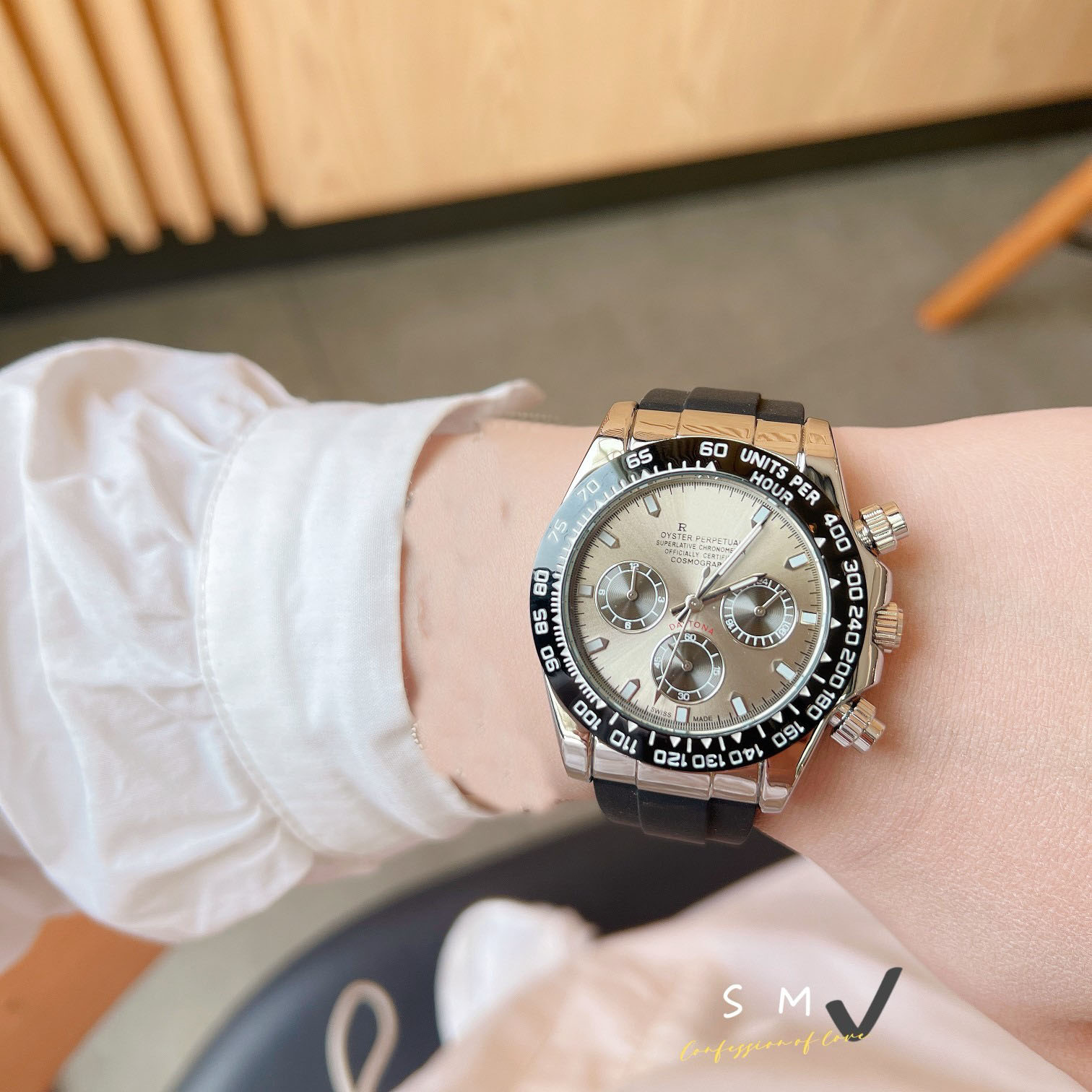 2026 avec boîte Montres de créateurs pour hommes et femmes, jolie montre