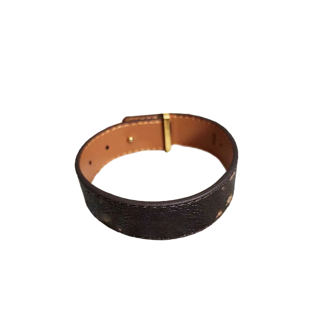 Charm Bracelet Luxury Jewelry Designer Women decorative Men Adjustable Gold Buckle Lychee Grain Leather Wide Cuff Unisex Daily Wear Party Gift For H