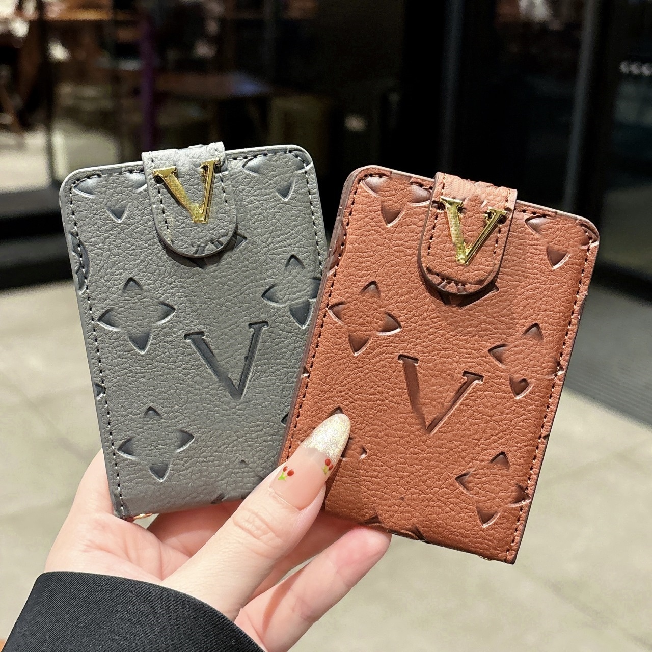 Luxury Designer keychain Monogram Fashion Womens Mini Wallet PU Leather High Quality bag charm Embossing Texture Zero Coin Purse Color Wallets Holde