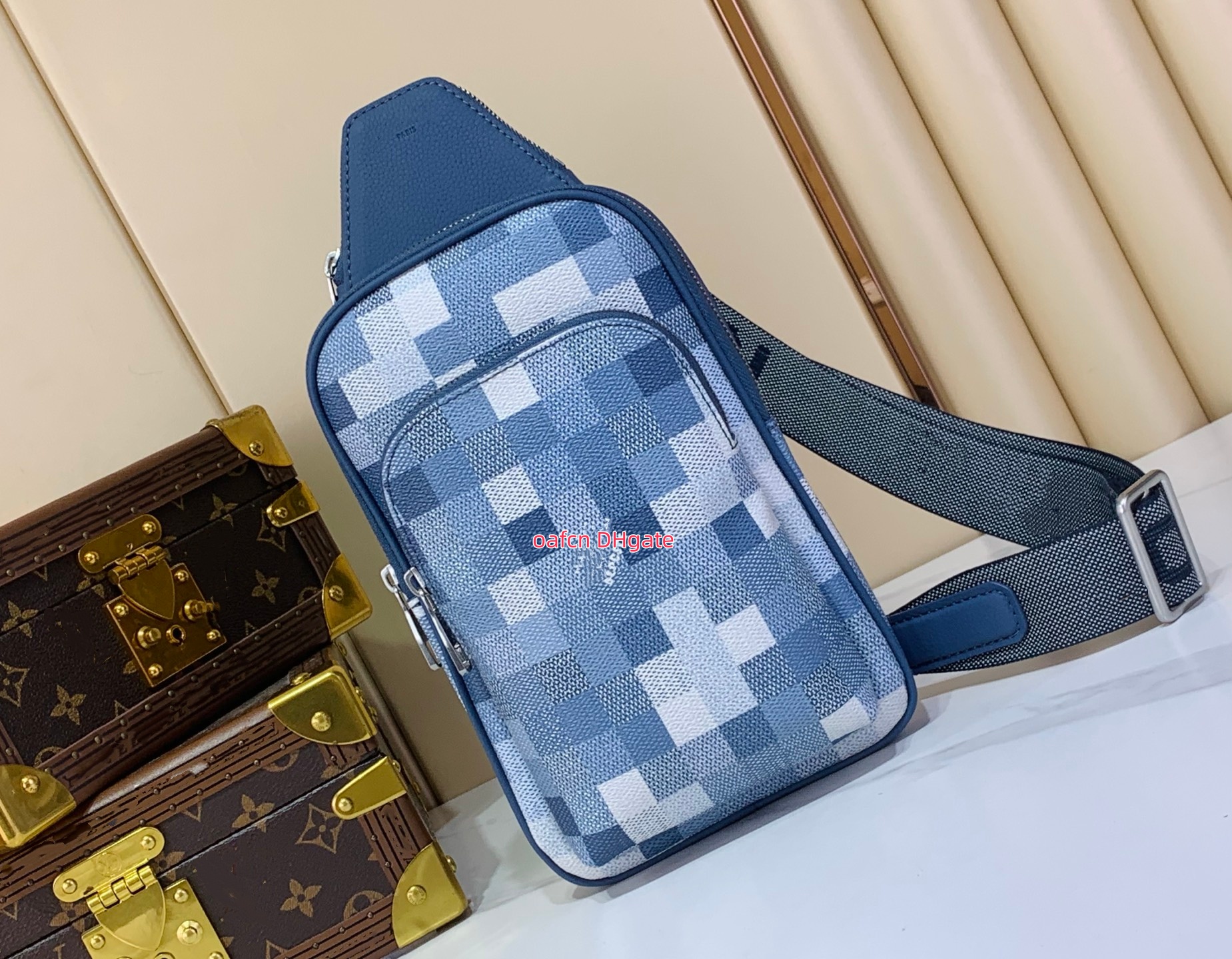 Designer Bag Men's Crossbody Bag Fashionable Leather Business Briefcase Casual Commuting Luxury Bag Men's Waist Bag Canvas TRIO Postman Ba