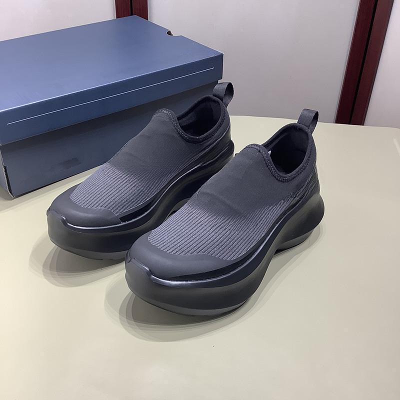 2026fashion Designer sports thick soled height increasing casual men and women s summer breathable one foot mesh dad shoes sizes