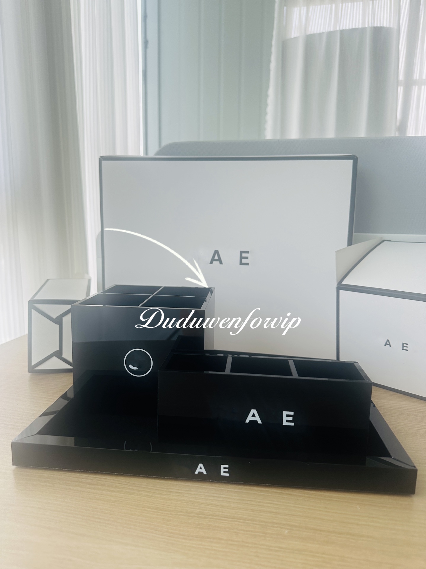 black Acrylic storage Designer tray lipsticks holder Makeup brush Storage Case Jewelry Organizer gift box vip cc gift with gift box