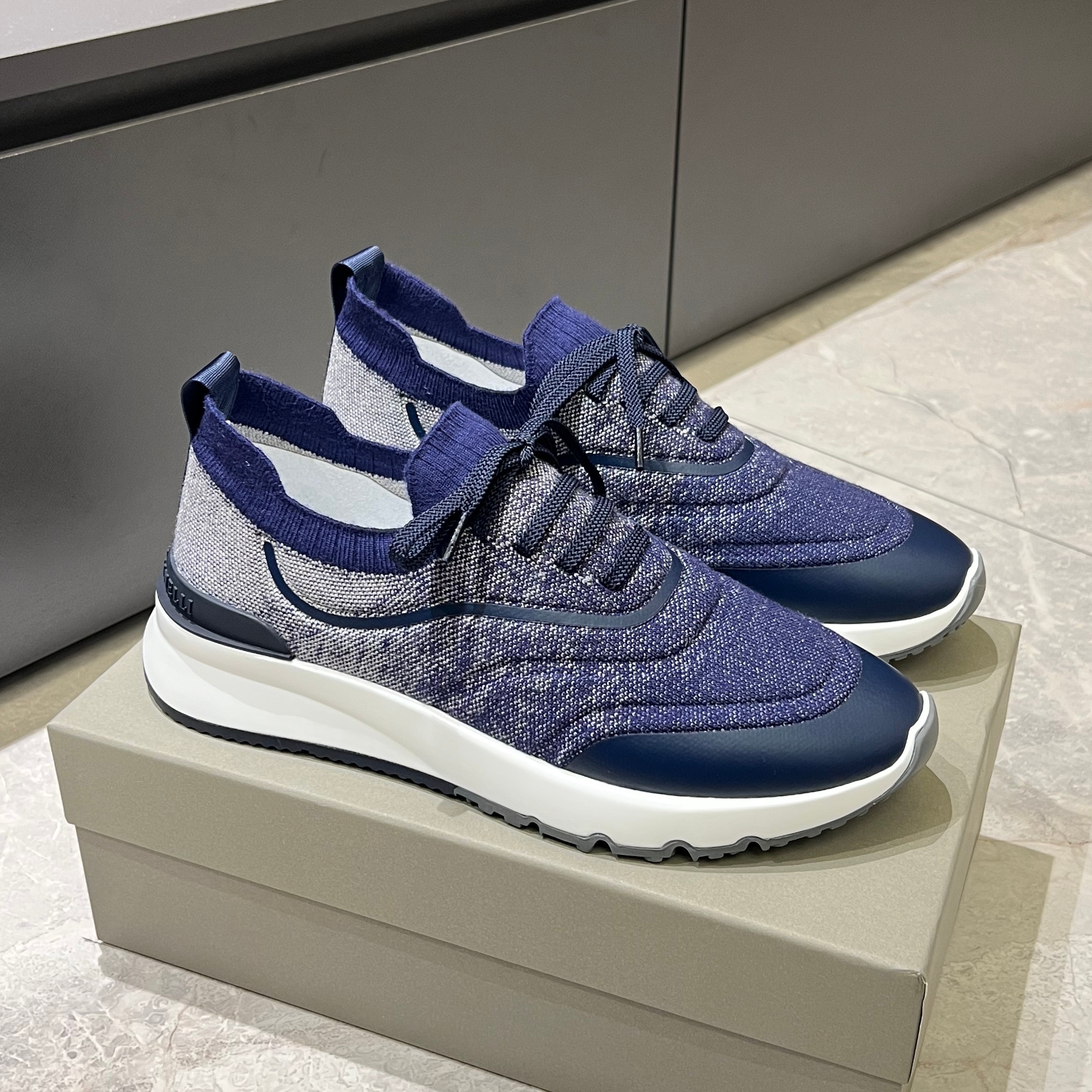 Luxury everyday outfits party breathable casual Shoes Men's summer Fall comfortable flat sole dress shoes Designer classic matte suede sneakers