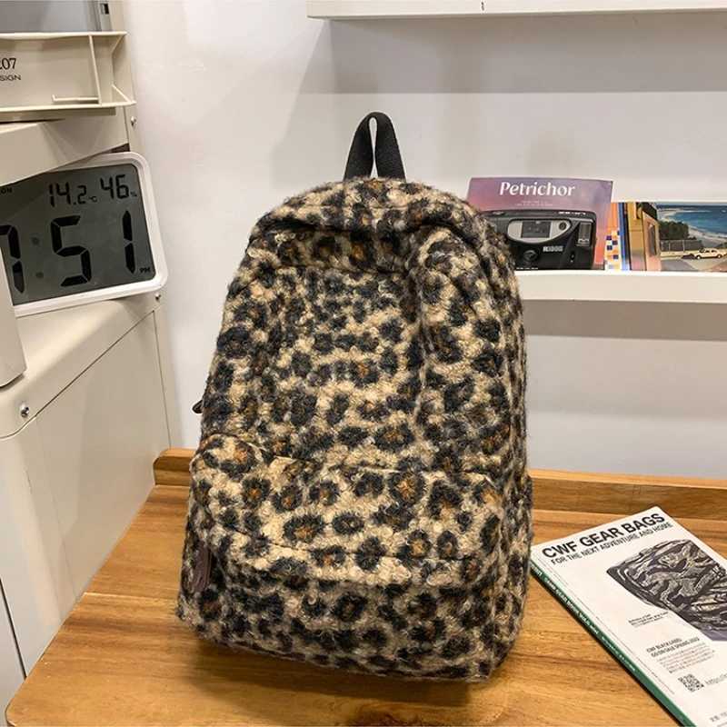 Y2K Vintage Plush Leopard Print Backpack for Girls Large Capacity College Students Schoolbag Casual Portable Ladies Shoder BagT260702