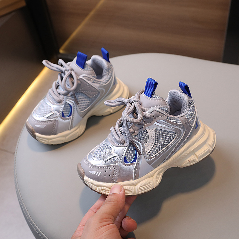 Free Shipping Worldwide luxury designer Sneakers Lightweight Soft Sole Baby Running Shoes For Boys Girls Daily Wear new W260805