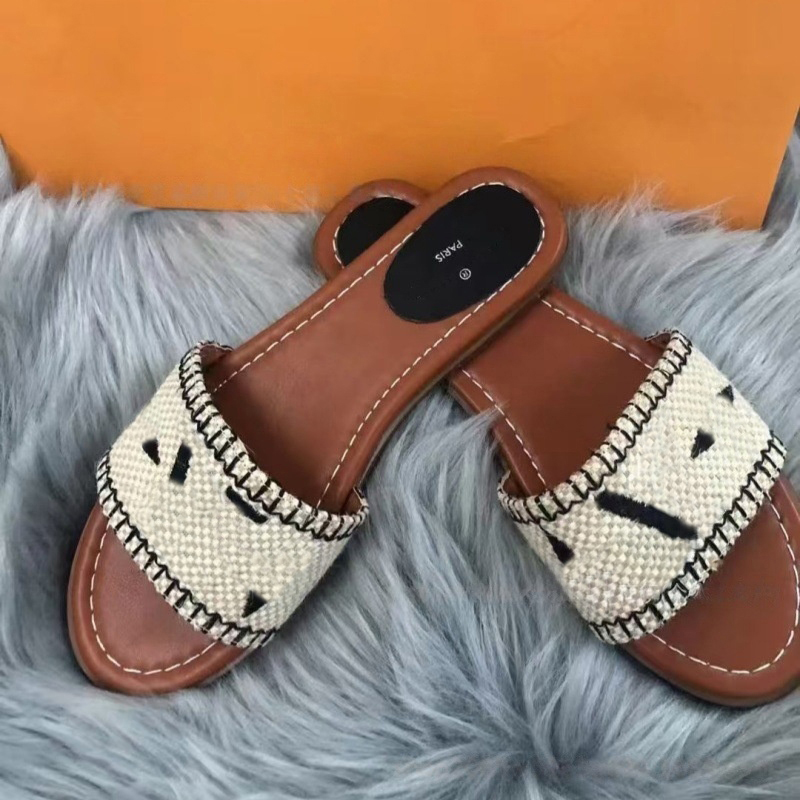 Designer Sandals luxury shoes Embroidered Letter Slide Sandals Flat Slip Casual Summer Outdoor Pool Shoes Open Toe Shoes Slippers Unisex Sandals