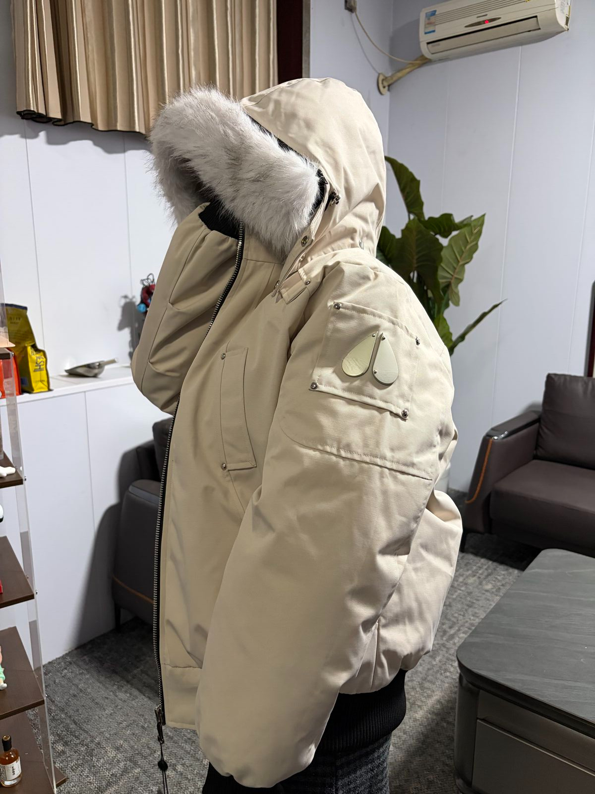 High quality Moos Knuckles coat Designer Downcoat Winter Jackets Mens Mousse Knuckles Womens Windbreaker Down Mus Knukles Jacket Thickened Warmth Pr