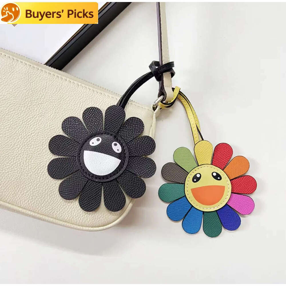 Designer Porte-clés Charme De Luxe Murakami Tournesol Lanières À La Mode Porte-clés Chaîne Accessoires Mode Hommes Femmes Sac Décor En Cuir Vérit