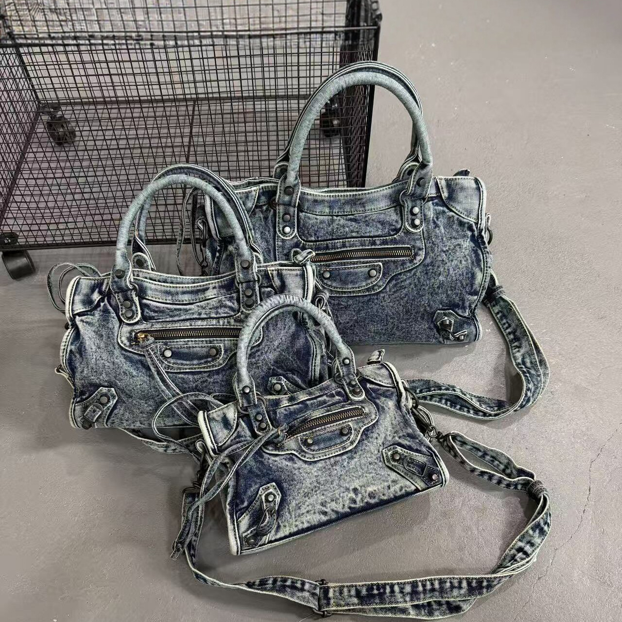 Graffiti Handbag Large Leather Motorcycle Bag New Fashionable Diagonal Crossbody Shoulder Bags Design Tote Bag Purse Denim 250311