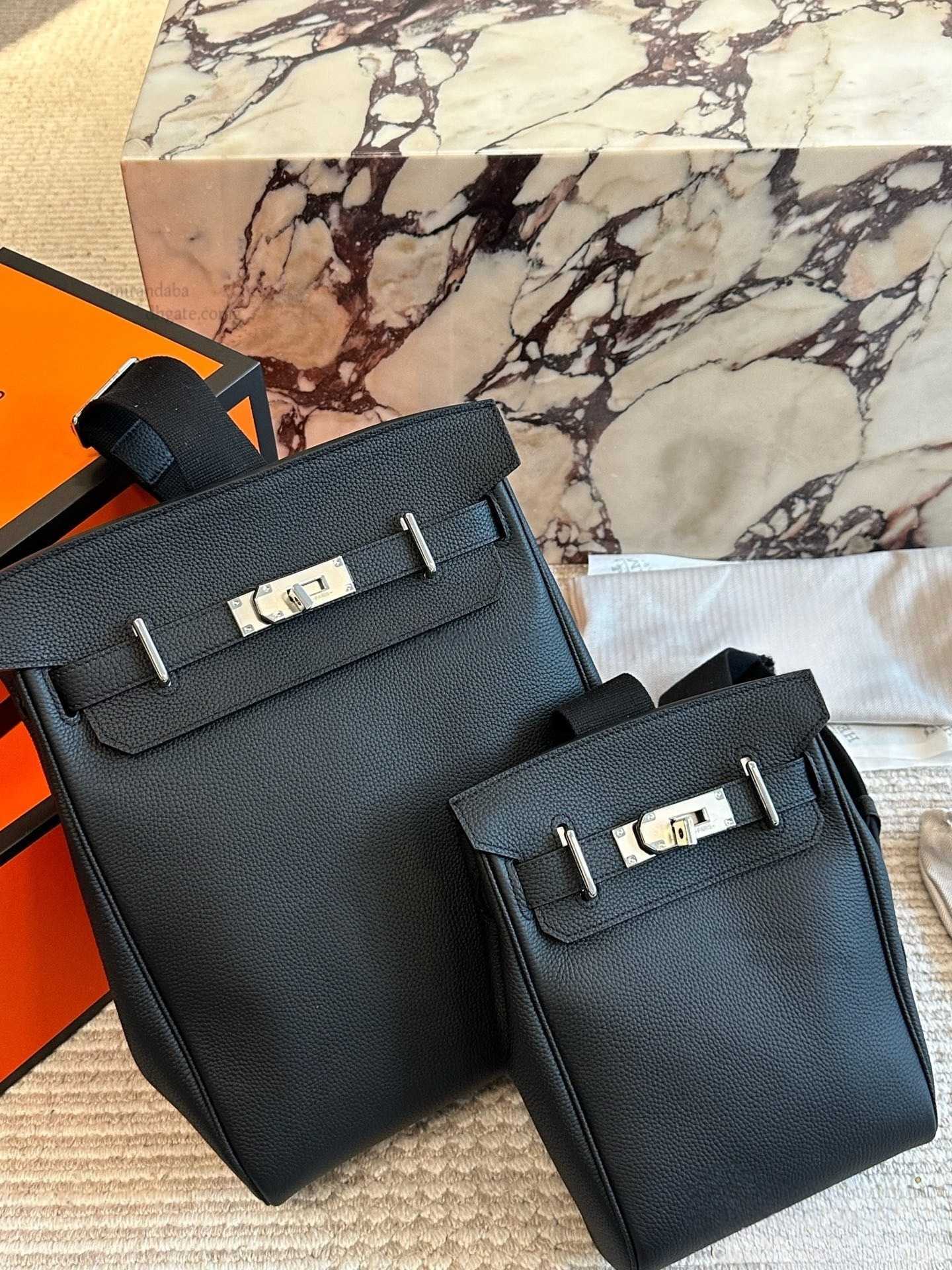 10A Shoulder Crossbody Bag Unisex HAC A DOS Soft Cowhide Leather With Lock Chest Luxury Designer Bags Flap Purses Travel Backpack