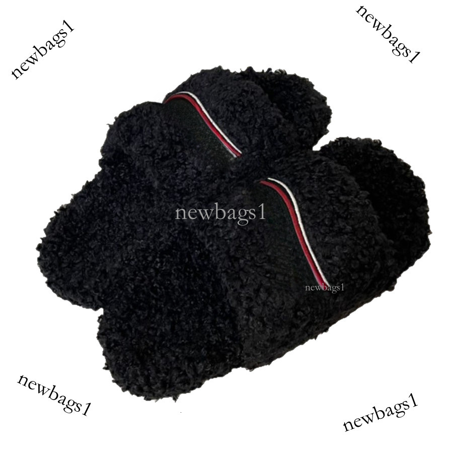 2026 Maat 35-46 Geborduurde nieuwe casual damesslippers Designer grote buitenslippers voor heren