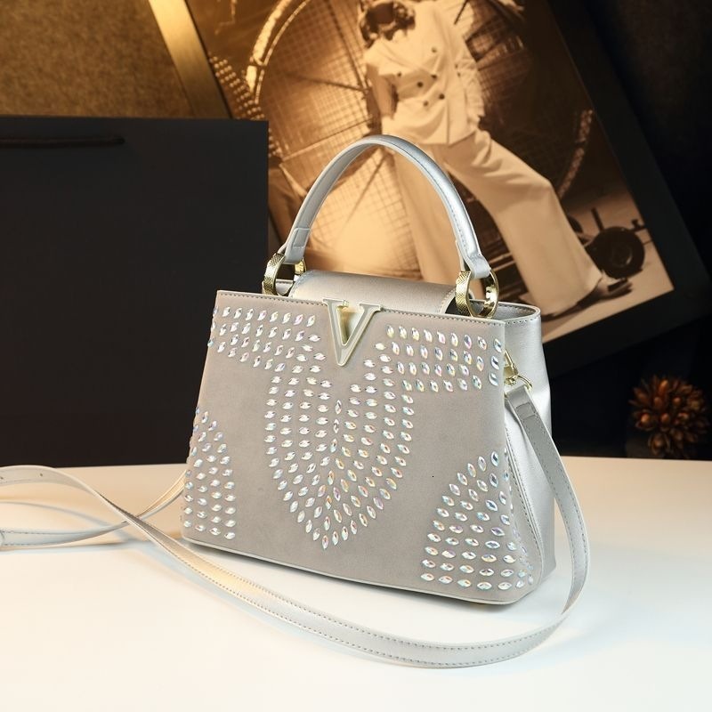 designer bag Trendy New Fashion High End Elegant Sparkling Diamond Bucket Bag Premium Shoulder Crossbody Handbag Genuine Leather Women s Bag luxury