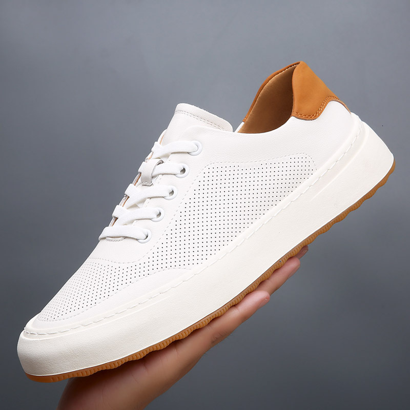 Fabricant en Stock une pièce livraison directe trou d'été évider hommes décontracté bas Surface douce mode polyvalent chaussures à la mode pour h