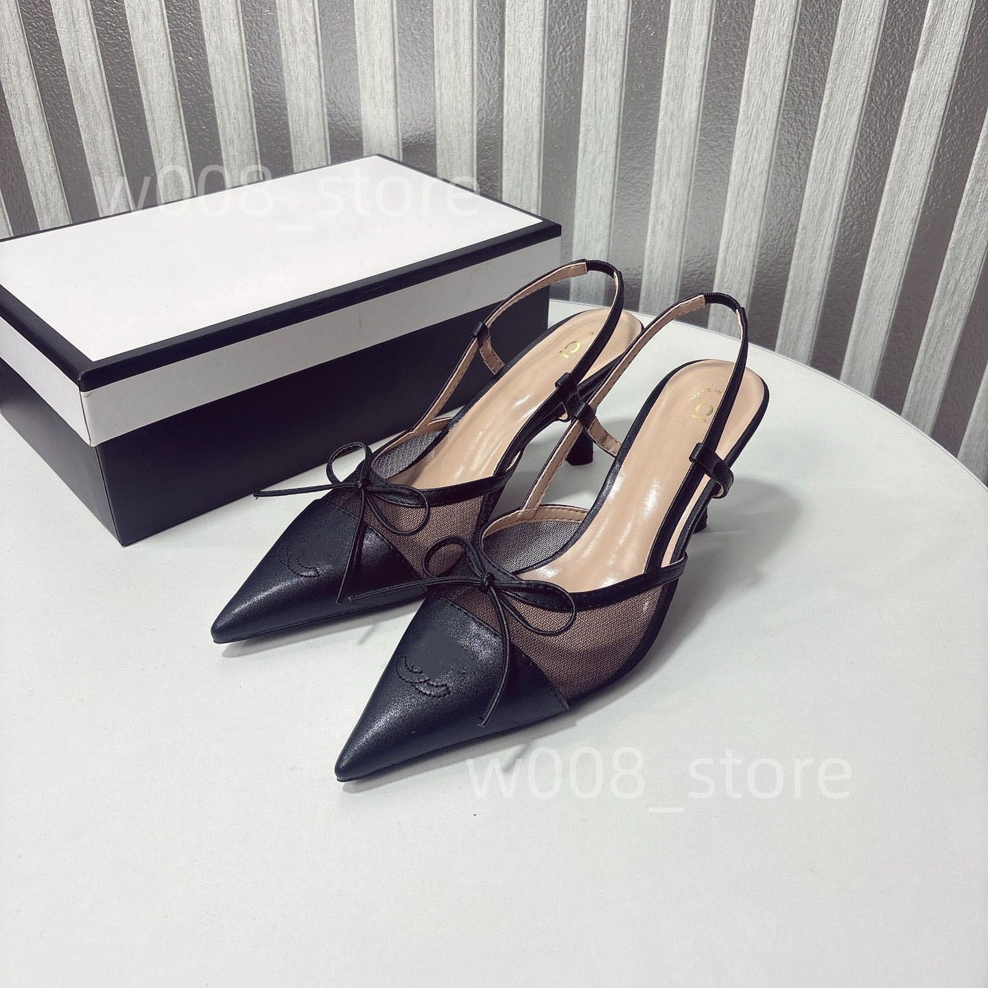 Paris catwalk design ladies summer Pointed Toes high-heeled Slippers square stiletto Luxury designer brand sandals fashion party High heeled sand-image-940426228