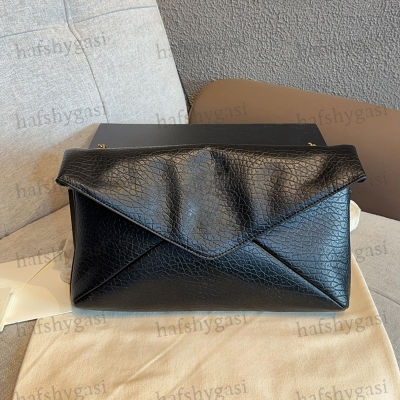 Designer Cassandre Pouch Style Soft Leather Envelope Clutch Handbag Large Capacity Women Fashion Pouch Bag Elegant Daily Commuter Travel Bag 260707