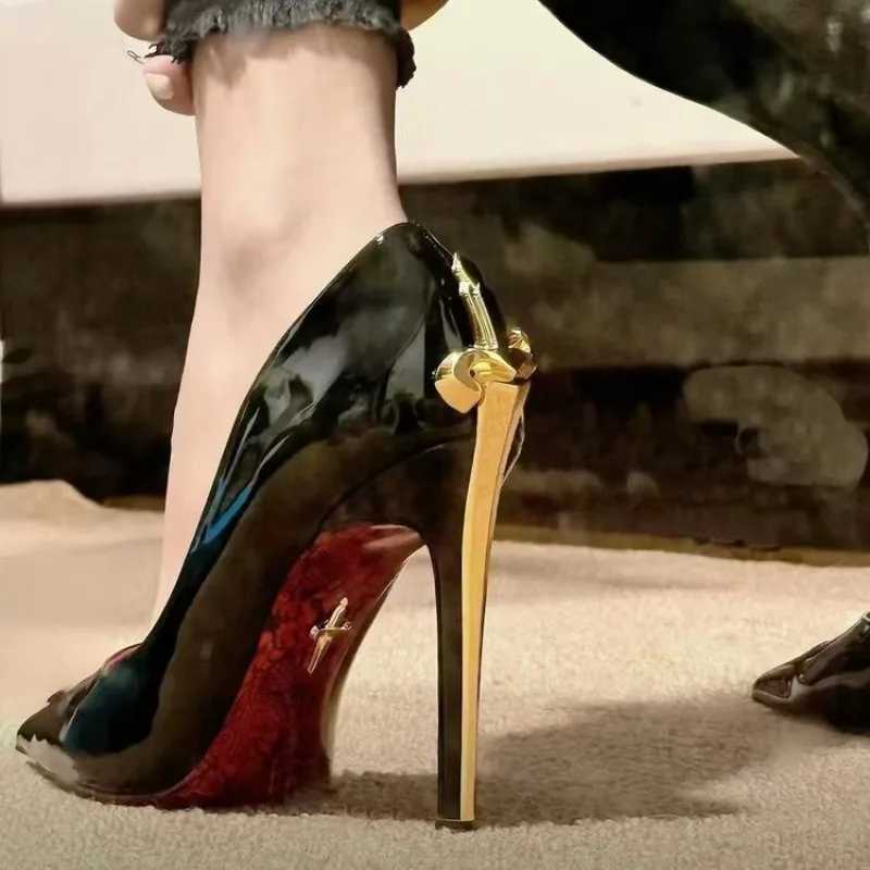 2026 Early Spring New High Heels Womens Fine Heels Pointed Metal Swords Sexy Queen Black Lacquer Leather Single ShoesT260707
