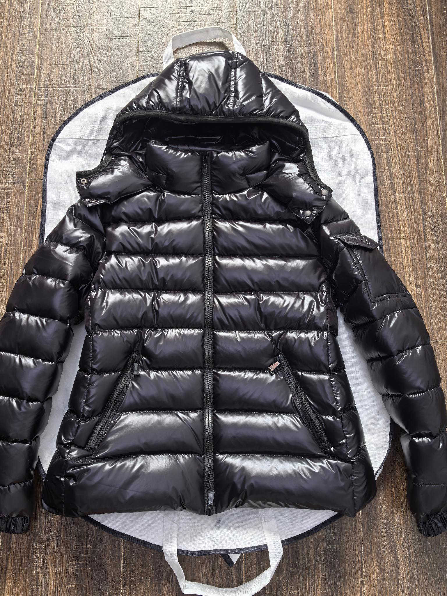 NFC Women puffer jacket designer outdoor down jackets fashion warm Parkas White duck down filled Winter Outerwear fluffy coat S-3XL