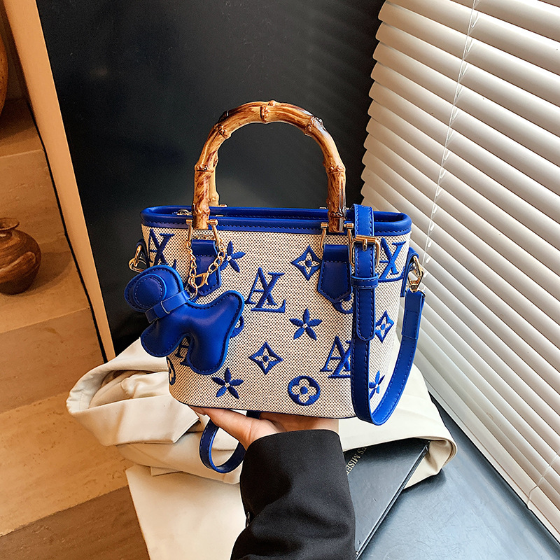 Designer Bag Light Luxury hot trendy desgner classic letter bucket versatile retro fashion casual Ladies' single shoulder bag cross body bag fo