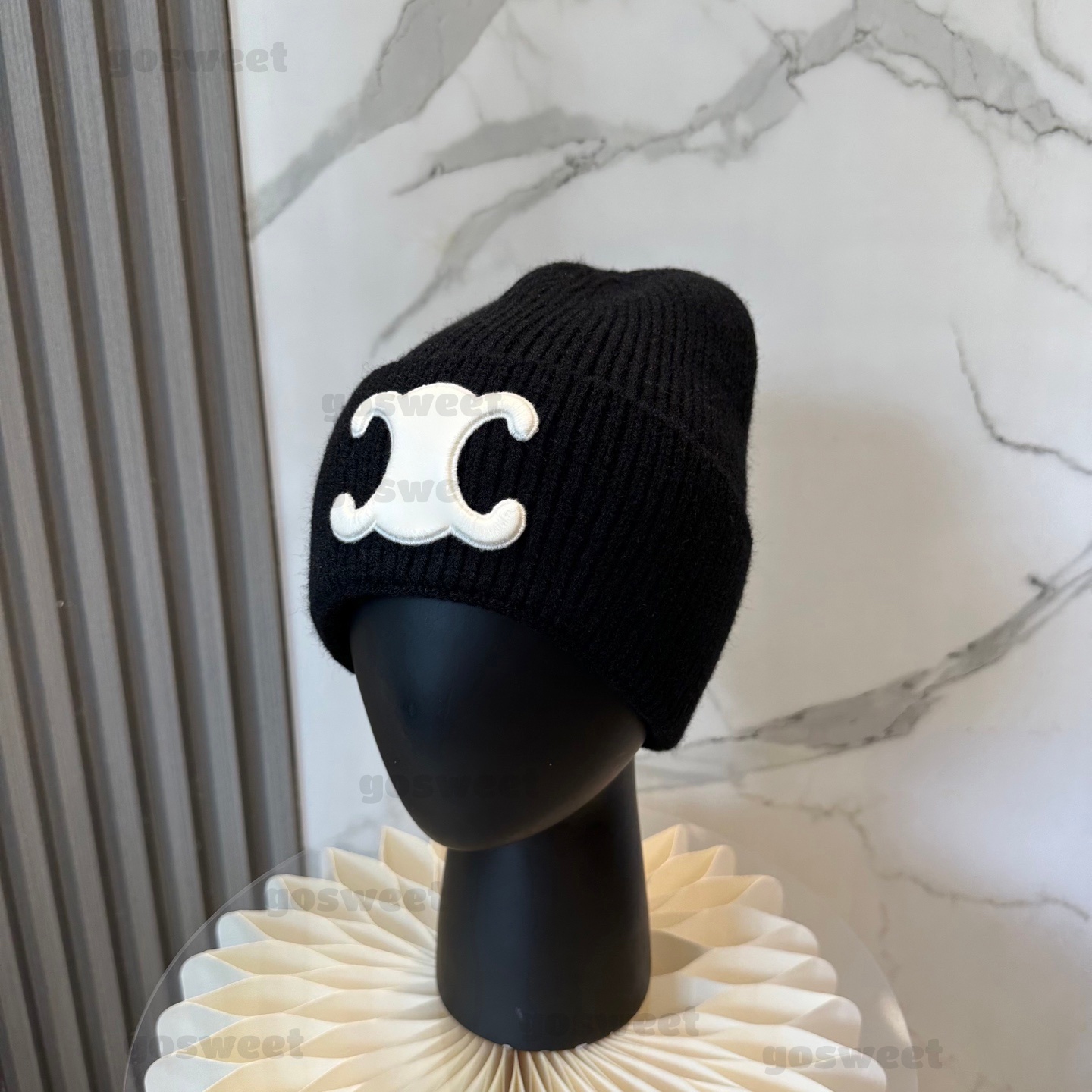 TOP designer beanie good material embroidery Luxury Knitted Hat Classic UNISEX trend autumn winter Elegance versatile temperament Casual fashion ver
