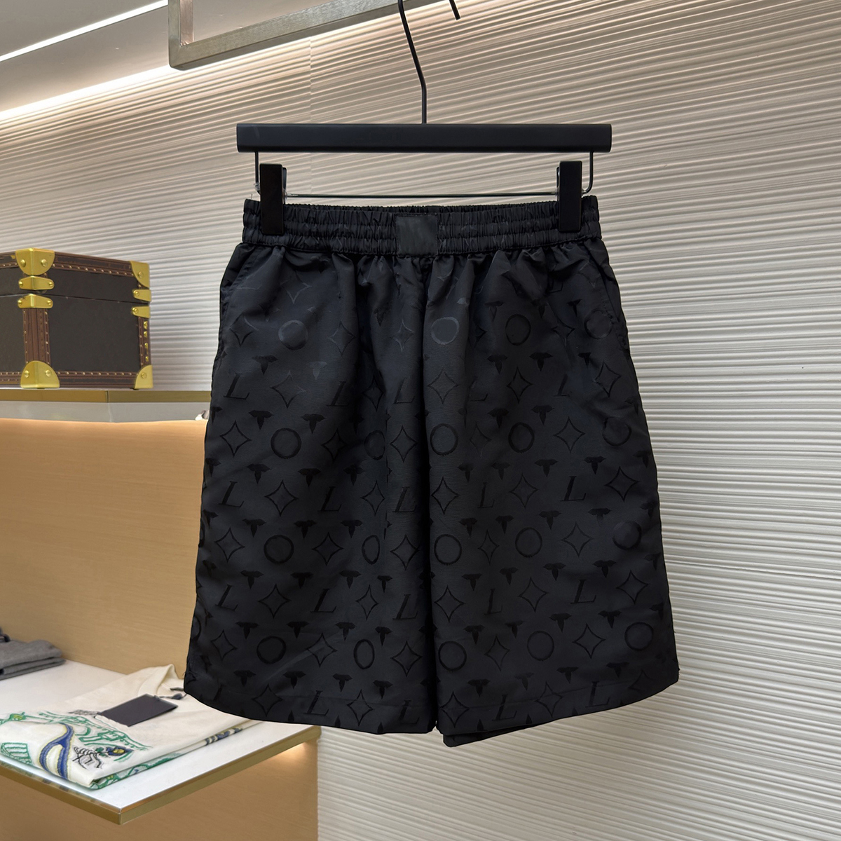 Designer brand high-quality men's shorts with presbyopia dark pattern jacquard mulberry silk shorts for daily casual wear and water sports beac