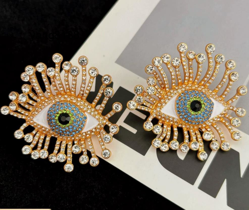 Retro Heavy Industry Exaggerated Flash Diamond Eye Earrings for Women 3D Devils Eye Ear Studs Schiaparelli Gothic New Designed BG1R