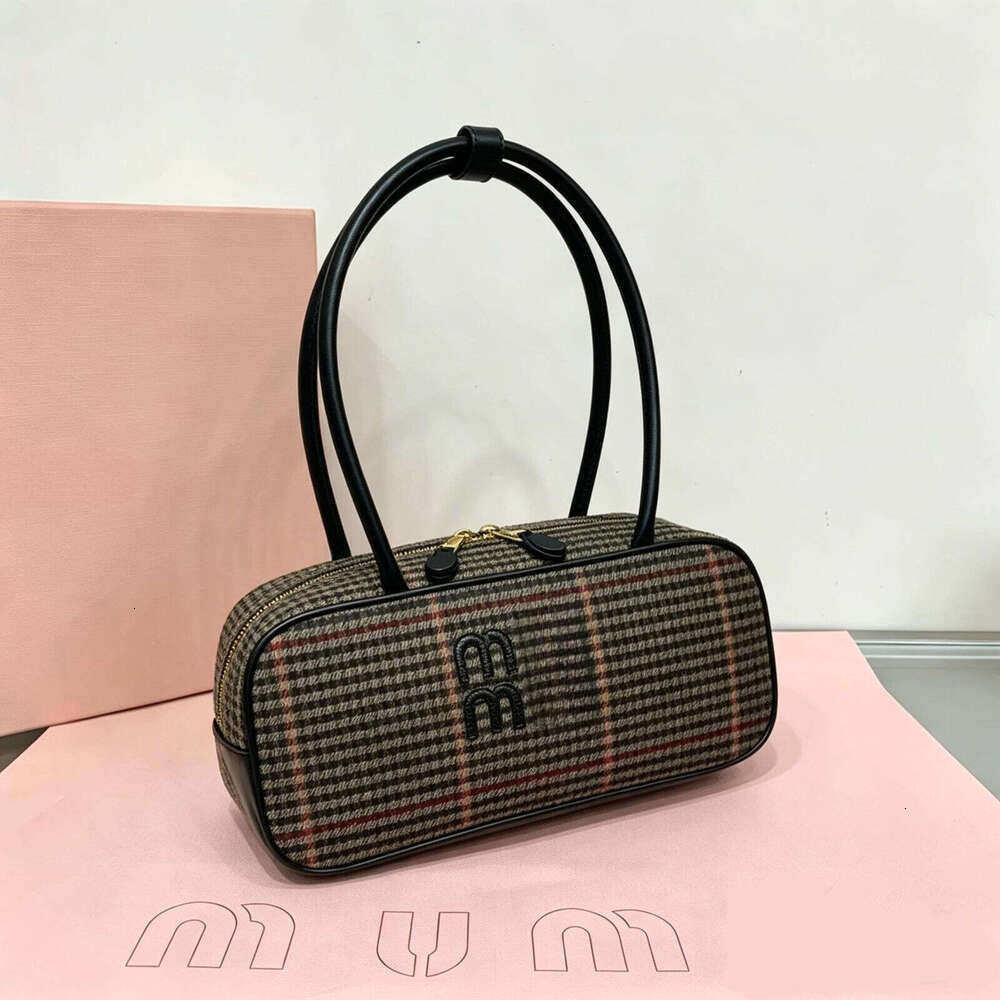 Daily Commute Handbag Women Luxury Designer Vintage Beau Leather Shoulder Bag Classic Rectangle Retro Bowling Bag Embossed Logo Double Zipper Crossb