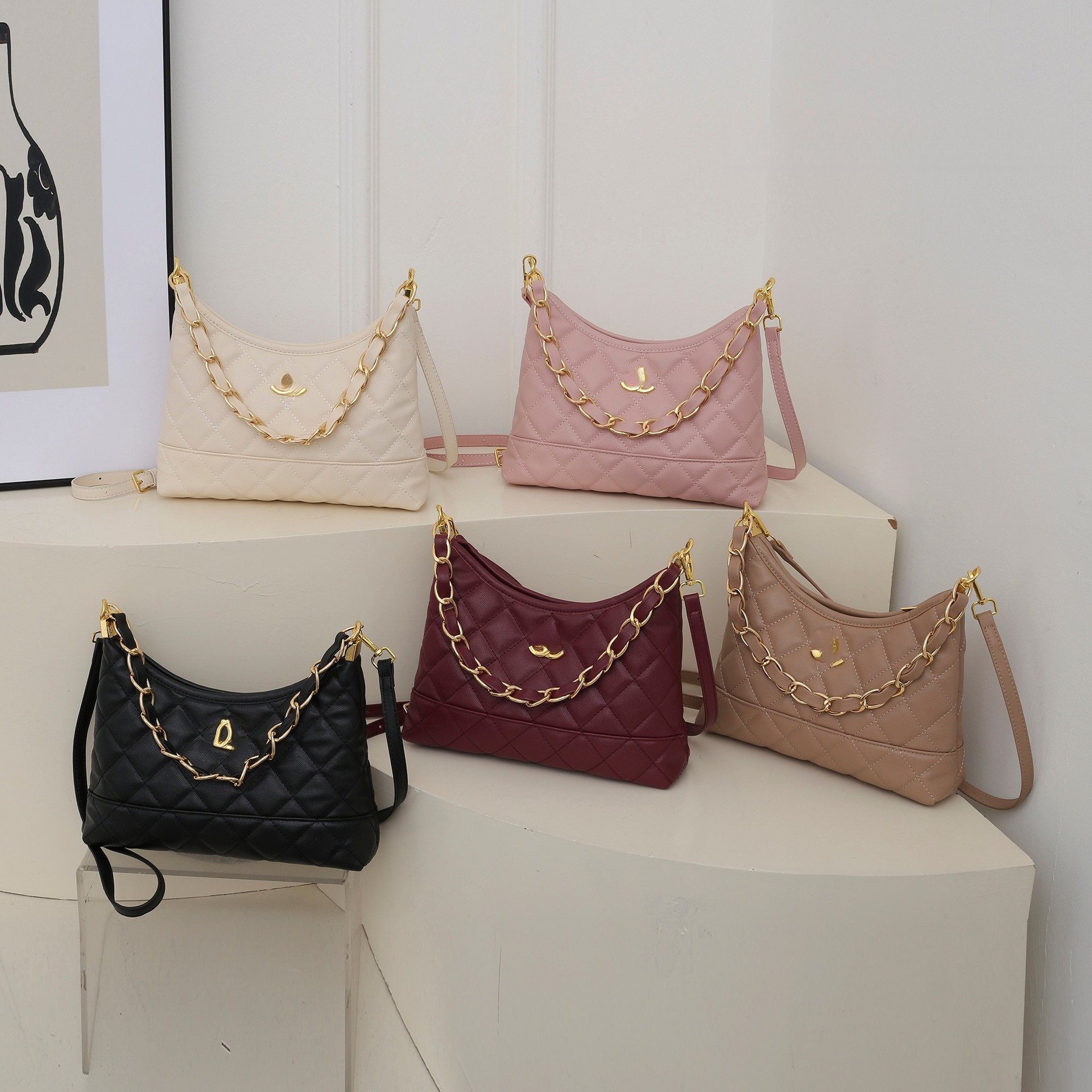 Sac de créateur, petit sac à chaîne parfumée CC lettre double conception, à la mode et polyvalent, haute valeur esthétique, sac à bandoulière pou