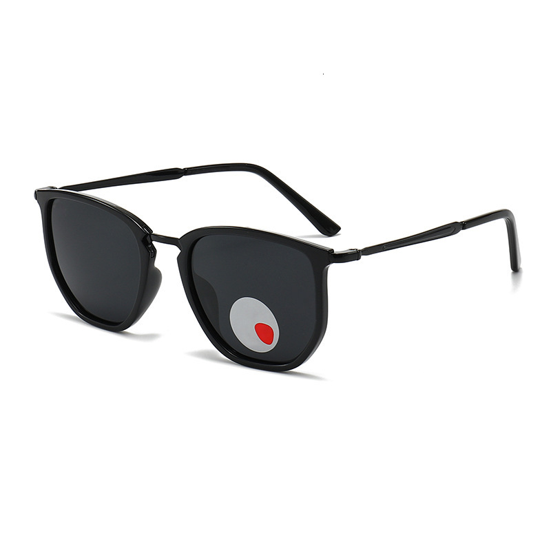 RB Man Shade Designer Rayly Luxury Glasses Woman New Polarized Sunglasses For Men And Women Outdoor Casual Street Style Classic Fash22