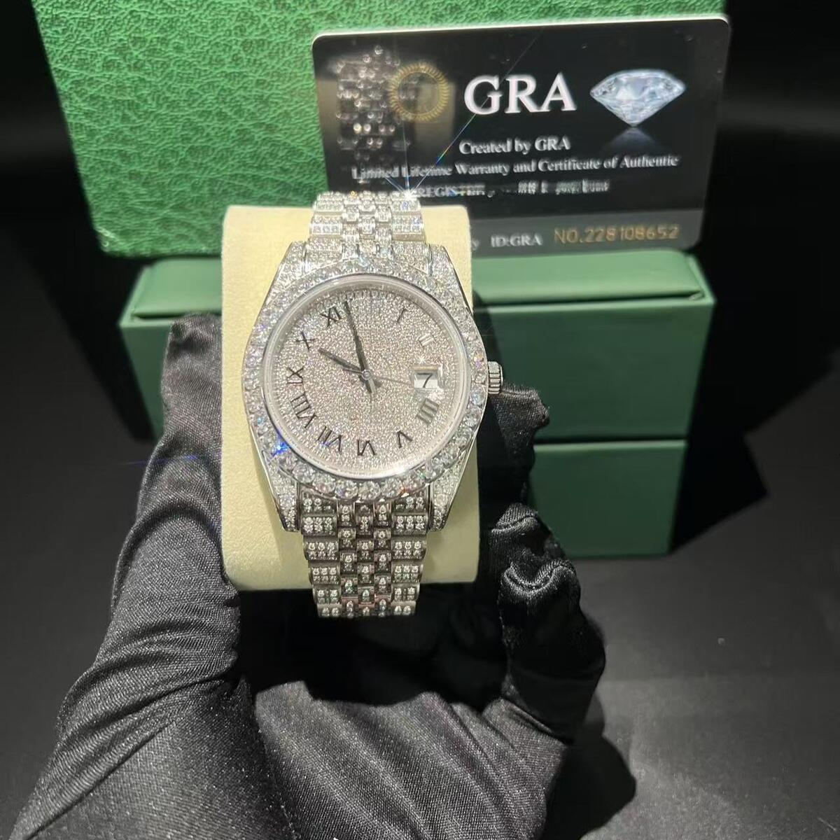 Style hip-hop populaire Moissanite de forme carrée pour hommes et femmes, finition brillante cristalline, montre mécanique étanche luxueuse de ha