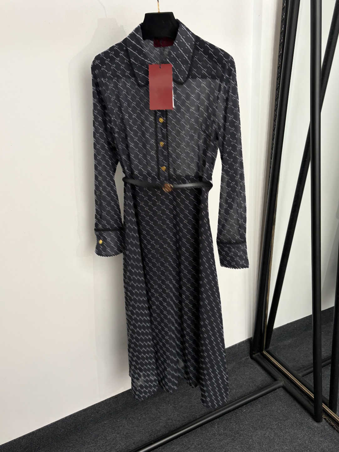 designer clothes women dress Vintage-Style Letter Print Semi-buttoned fitted long-sleeved dress black luxury long dresses S-L