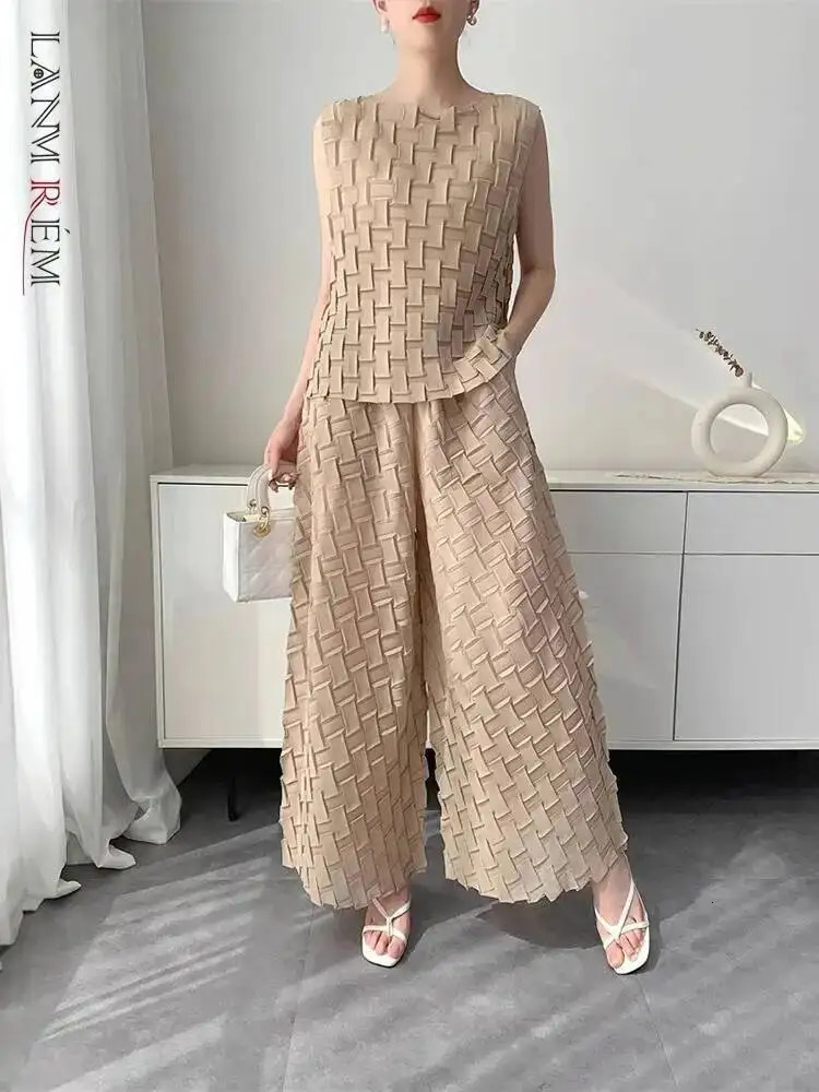 LANMREM Handmade Pleated Set Womens Summer Sleeveless Top Wide Leg Flared Pants Loose Casual Niche Two-piece Sets 2DB3081 260708BJ